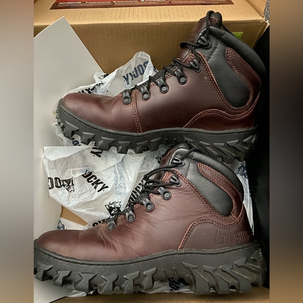 Rocky 6" Tall Brown Hiker Hiking Work Boots Vibram Sole Size 39.5